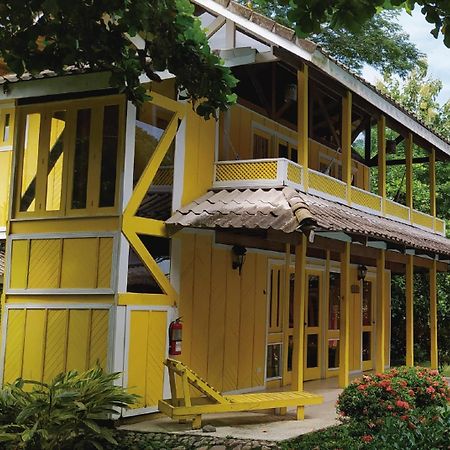 Villas De La Bahia Playa Tambor Тамбор Екстериор снимка